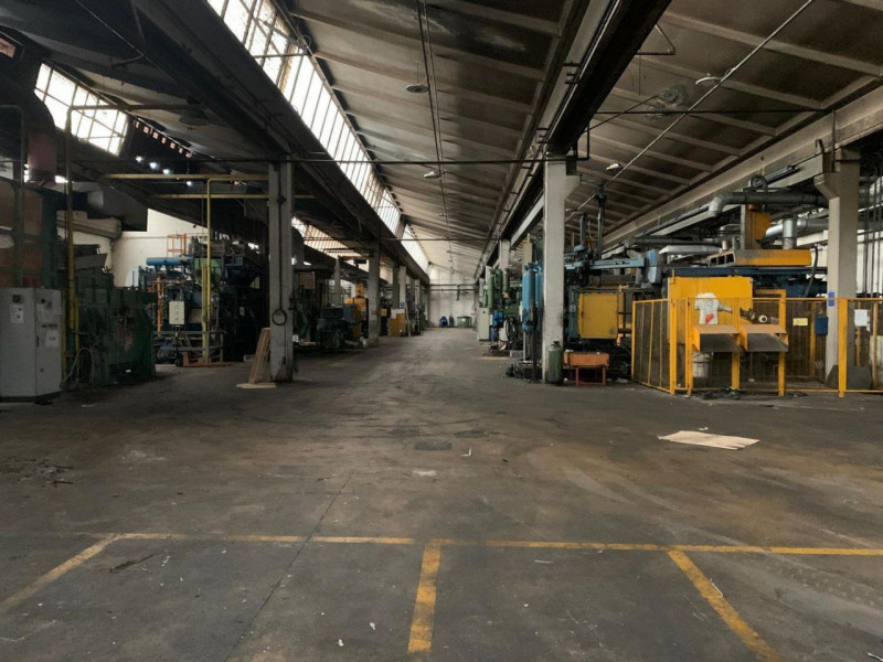 Capannone a Torreglia (PD)
Siamo lieti di presentarvi un immobile industriale ideale per le vostr...