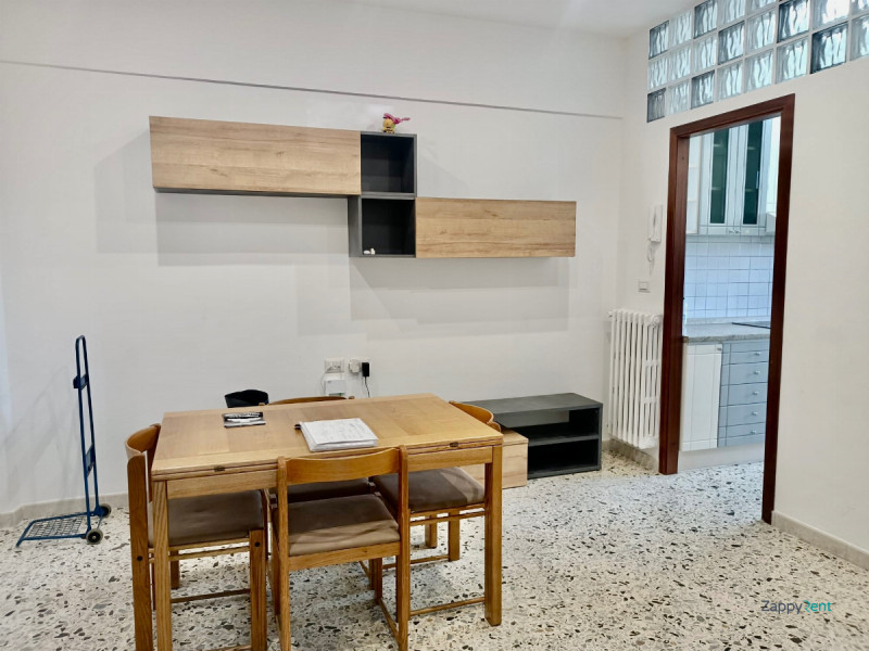 Roma Affitto Appartamento trilocale