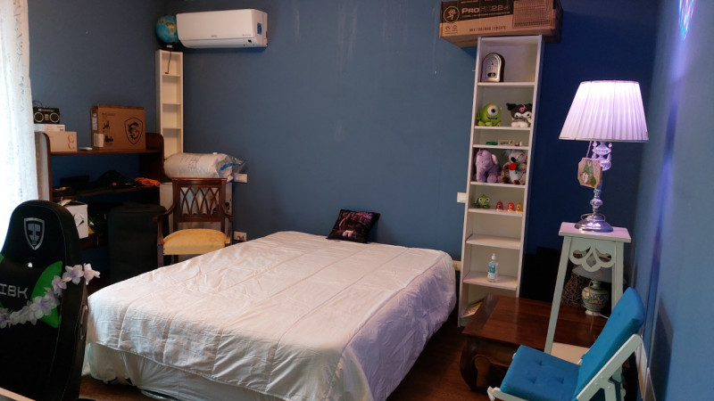 In zona centrale al quartiere proponiamo introvabile porzione di bifamiliare in orizzontale di re...