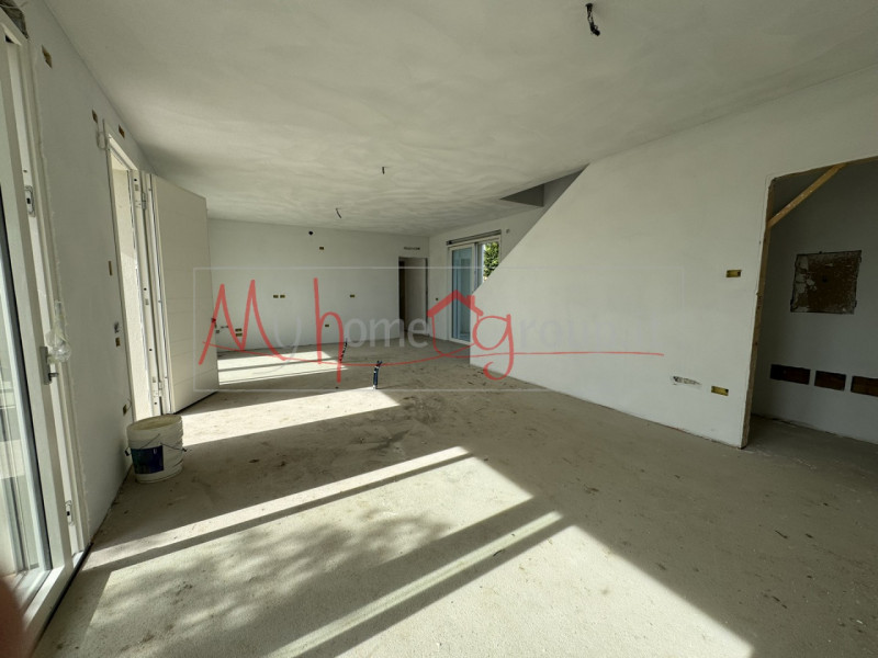 La tua nuova casa nel verde! – Porzione di trifamiliare a Padova, zona Mandria.

Immagina di vive...