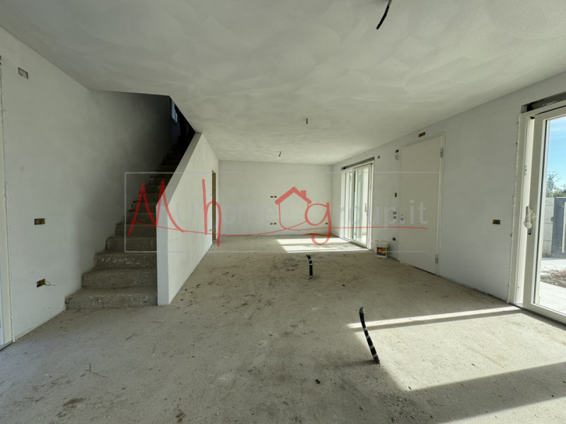 La tua nuova casa nel verde! – Porzione di trifamiliare a Padova, zona Mandria.

Immagina di vive...