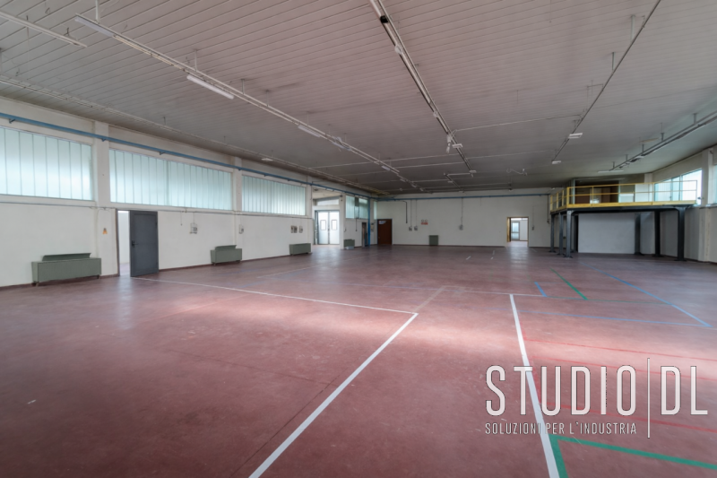 Proponiamo in vendita un interessante complesso immobiliare situato nel Comune di Villaverla, all...