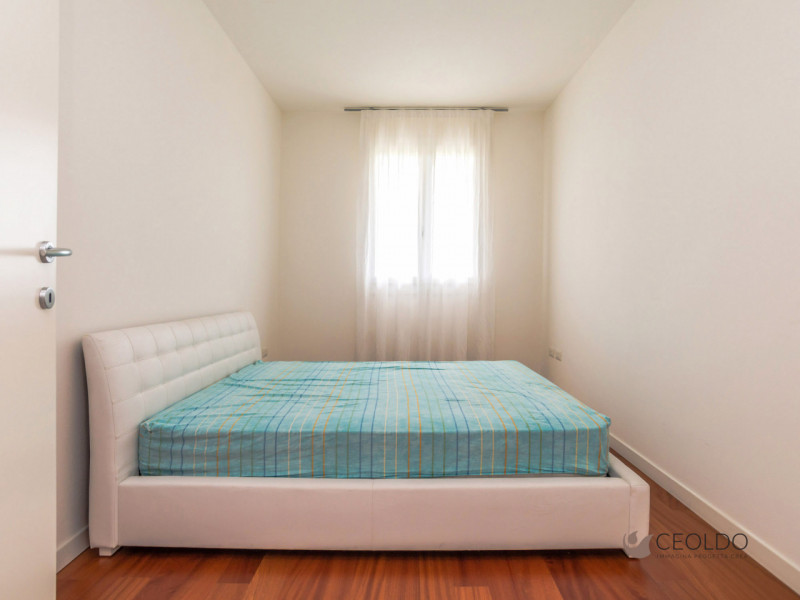 VIGONZA-Perarolo-: elegante appartamento situato nel cuore del comune di Vigonza, precisamente ne...