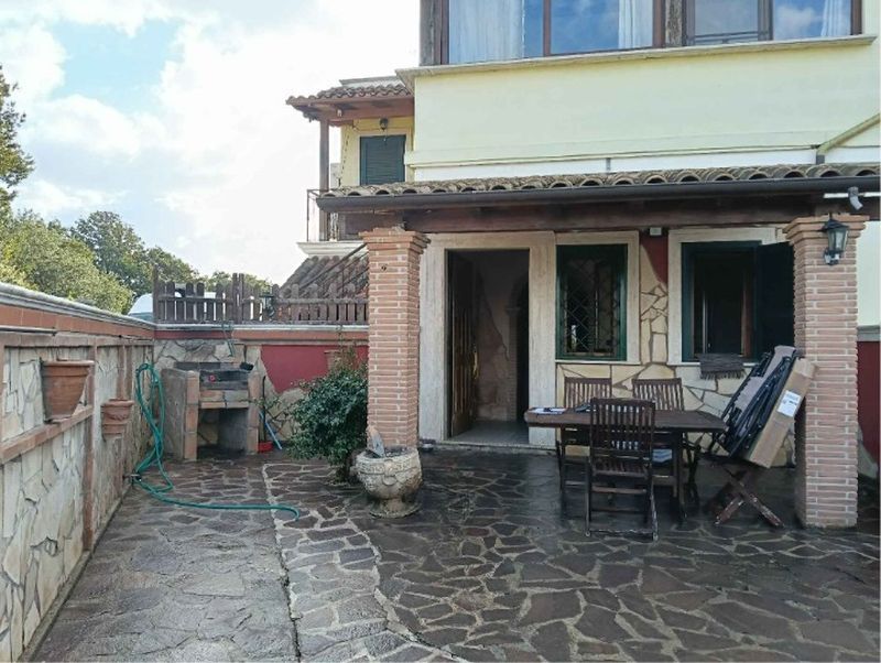 Ardea Vendita Villa