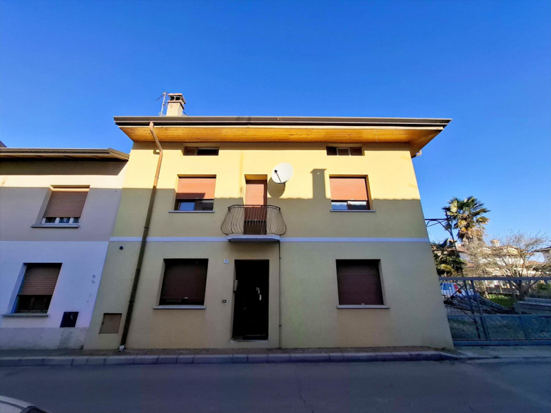 Pozzuolo del Friuli Vendita Appartamento