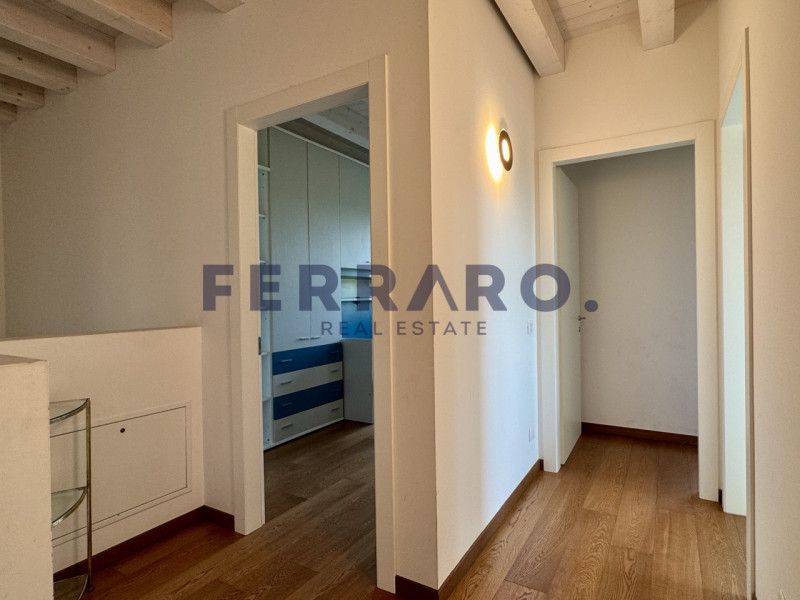 Treviso, Selvana. Codice SA3. Porzione di bifamiliare di recente costruzione in classe A4 dispost...