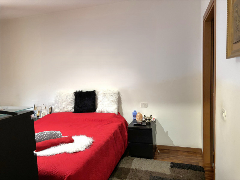 SE SIETE UNA COPPIA, A MASERA' HO UN BELL' APPARTAMENTO PER VOI AL PIANO NOBILE.. !!! NON ASPETTA...