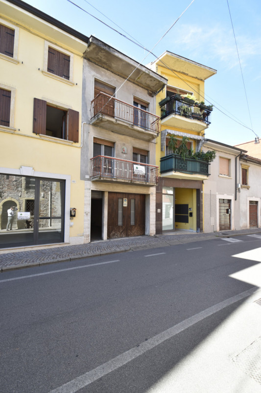Bussolengo Vendita Casa a schiera porzione centrale