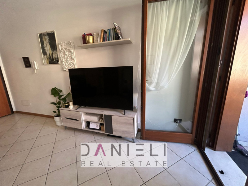 Montecchio Maggiore: in zona servita e comoda al centro, disponiamo di appartamento sito al piano...