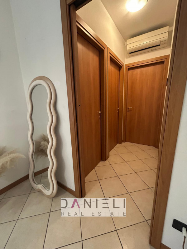 Montecchio Maggiore: in zona servita e comoda al centro, disponiamo di appartamento sito al piano...