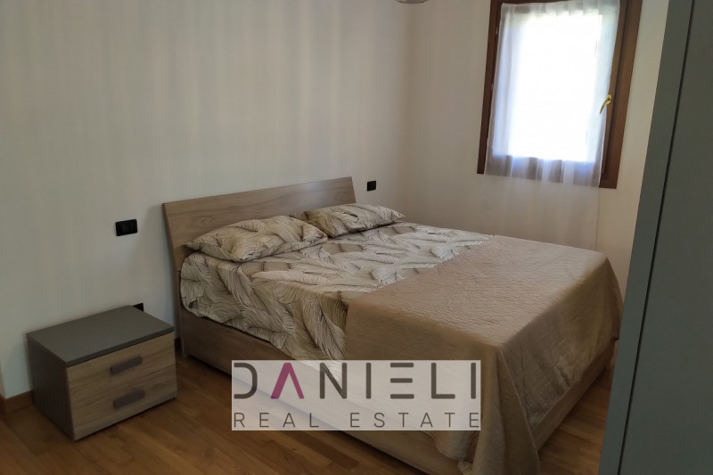 Montecchio Maggiore: in zona servita e comoda al centro, disponiamo di appartamento sito al piano...