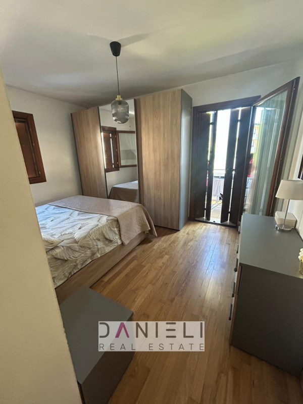 Montecchio Maggiore: in zona servita e comoda al centro, disponiamo di appartamento sito al piano...