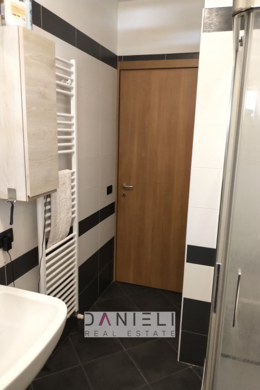 Montecchio Maggiore: in zona servita e comoda al centro, disponiamo di appartamento sito al piano...