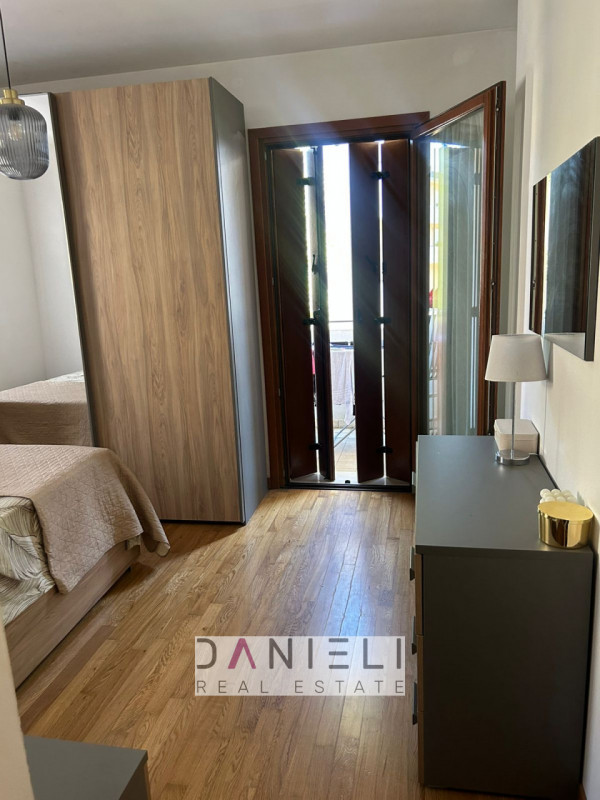 Montecchio Maggiore: in zona servita e comoda al centro, disponiamo di appartamento sito al piano...