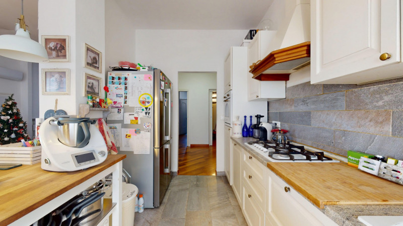 TI INVITIAMO A VISITARE PRIMA IL VIRTUL TOUR 3D DELL'APPARTAMENTO.
COSI' POTRAI VISITARLO SOLO SE...