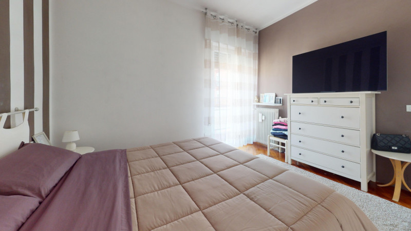 TI INVITIAMO A VISITARE PRIMA IL VIRTUL TOUR 3D DELL'APPARTAMENTO.
COSI' POTRAI VISITARLO SOLO SE...