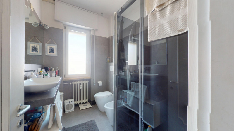 TI INVITIAMO A VISITARE PRIMA IL VIRTUL TOUR 3D DELL'APPARTAMENTO.
COSI' POTRAI VISITARLO SOLO SE...