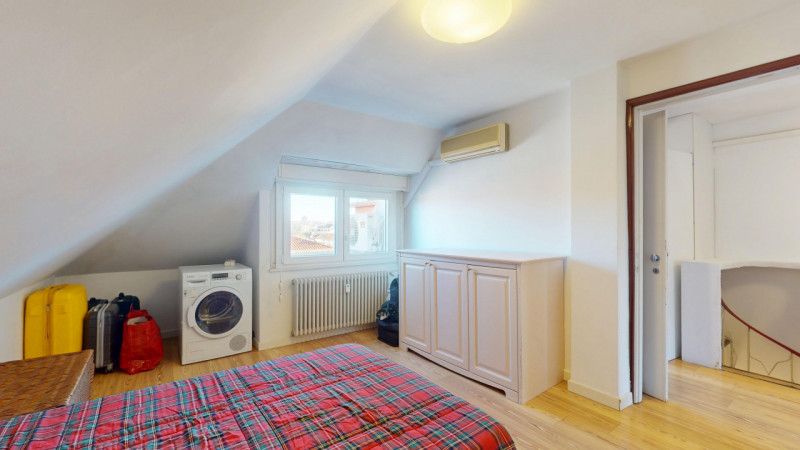 TI INVITIAMO A VISITARE PRIMA IL VIRTUL TOUR 3D DELL'APPARTAMENTO.
COSI' POTRAI VISITARLO SOLO SE...