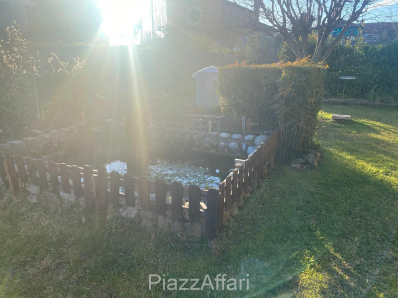 Proponiamo in vendita capannone artigianale di circa 150 mq con terreno agricolo di circa 6000 mq...