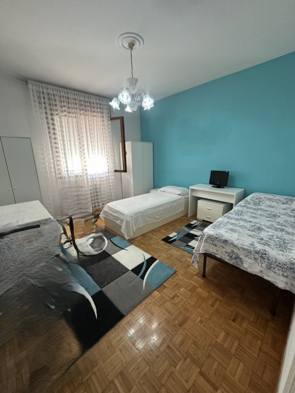 Nel cuore del quartiere Pio X° a due minuti dal centro storico di Padova proponiamo un appartamen...