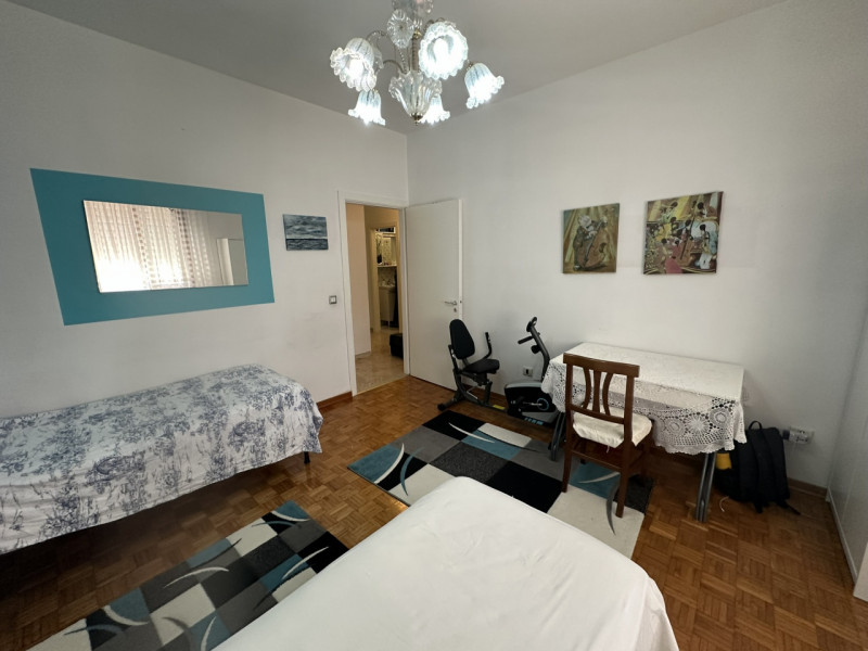 Nel cuore del quartiere Pio X° a due minuti dal centro storico di Padova proponiamo un appartamen...