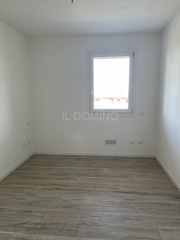 Attico di nuova costruzione in classe A4, composta da: ingresso, salone, cucina separata abitabil...