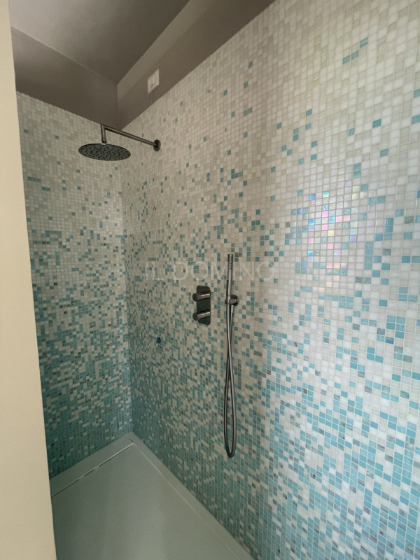 Attico di nuova costruzione in classe A4, composta da: ingresso, salone, cucina separata abitabil...