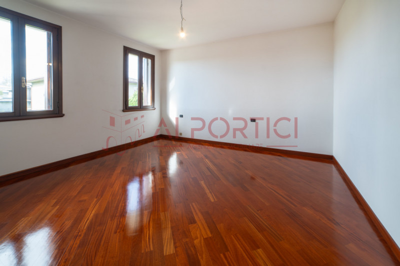 prozzolo di CAMPONOGARA - Proponiamo in vendita bifamiliare orizzontale intera, composta da un ap...