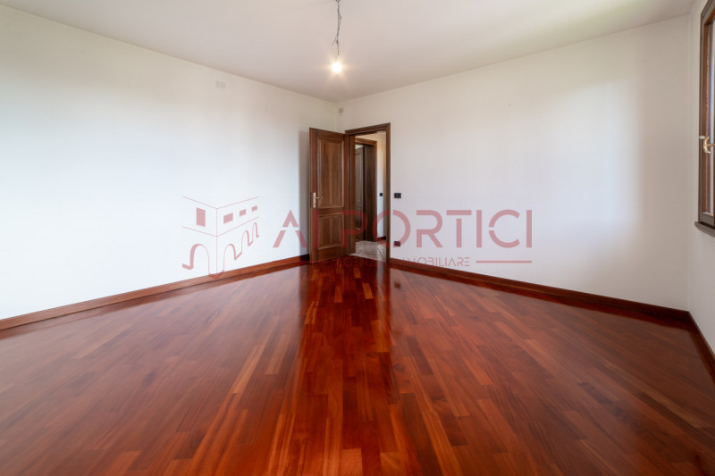 prozzolo di CAMPONOGARA - Proponiamo in vendita bifamiliare orizzontale intera, composta da un ap...