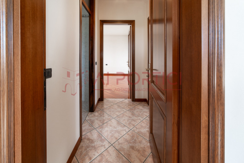 prozzolo di CAMPONOGARA - Proponiamo in vendita bifamiliare orizzontale intera, composta da un ap...