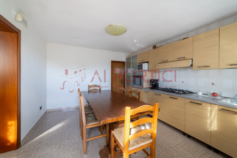 prozzolo di CAMPONOGARA - Proponiamo in vendita bifamiliare orizzontale intera, composta da un ap...