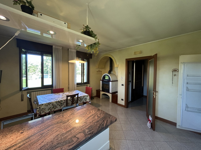 Immagina una casa che sappia offrirti la tranquillità che desideri, senza rinunciare alla comodit...