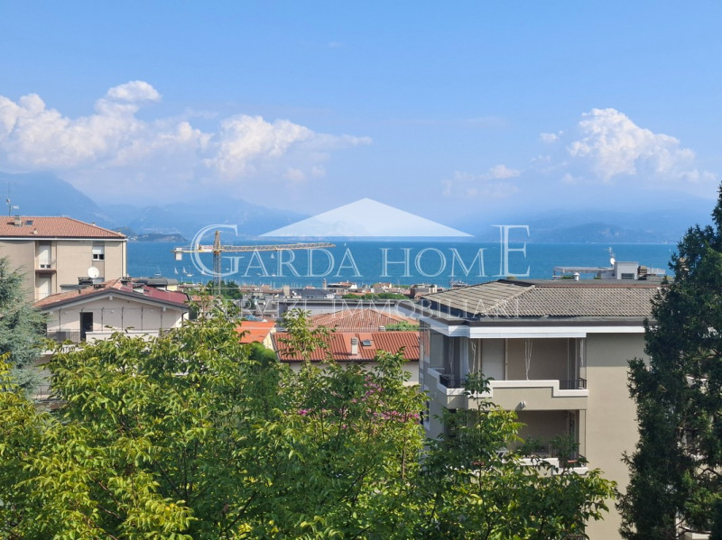 Desenzano del Garda Affitto Appartamento trilocale