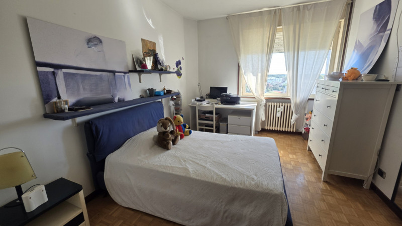 In una delle zone più verdi e tranquille di Castelfranco Veneto proponiamo un appartamento bicame...