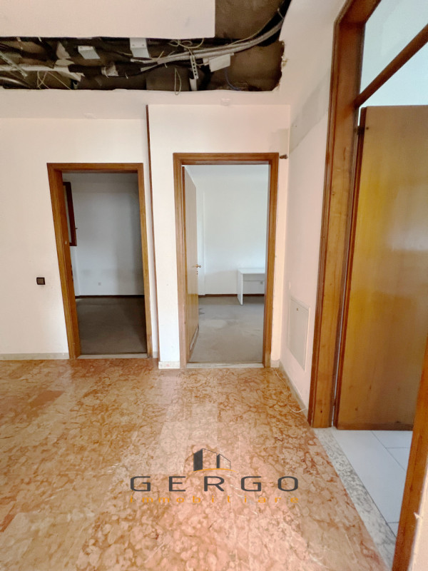 (Per INFO Cristina 3389226442) A Limena, comodo a tutti i servizi, proponiamo in vendita un appar...