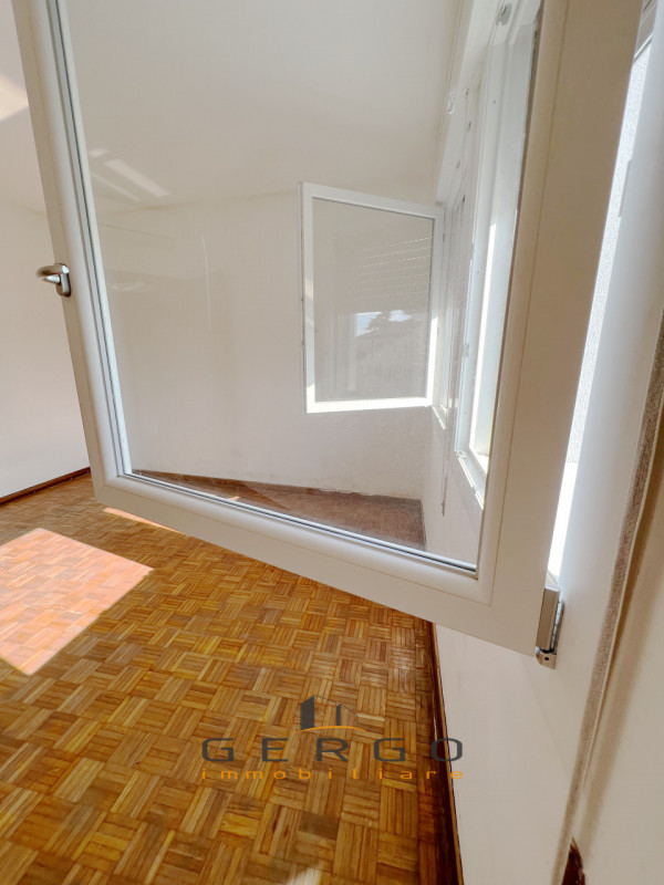 (Per INFO Cristina 3389226442) A Limena, comodo a tutti i servizi, proponiamo in vendita un appar...