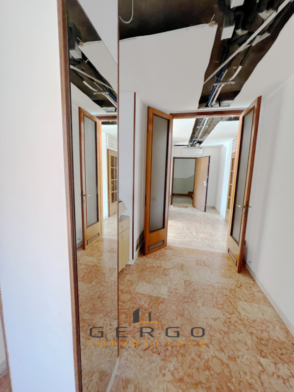 (Per INFO Cristina 3389226442) A Limena, comodo a tutti i servizi, proponiamo in vendita un appar...