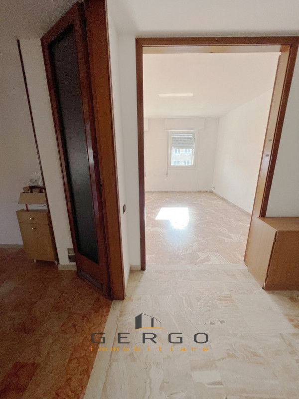 (Per INFO Cristina 3389226442) A Limena, comodo a tutti i servizi, proponiamo in vendita un appar...