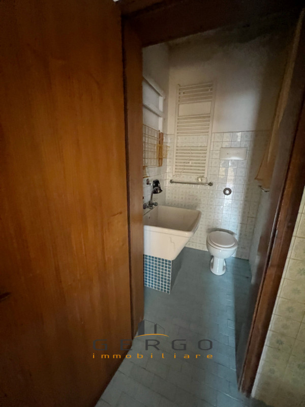 (Per INFO Cristina 3389226442) A Limena, comodo a tutti i servizi, proponiamo in vendita un appar...