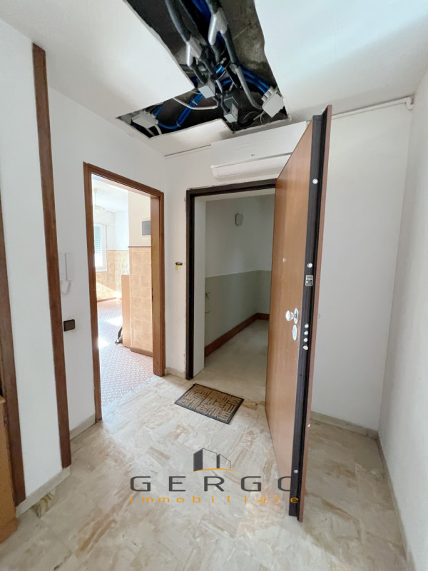 (Per INFO Cristina 3389226442) A Limena, comodo a tutti i servizi, proponiamo in vendita un appar...