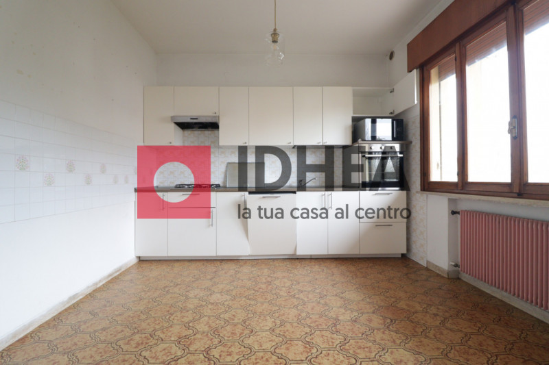 FONTANE-VILLORBA

"""RIFERIMENTO APV19"""

Proponiamo in vendita questo appartamento spazioso con...