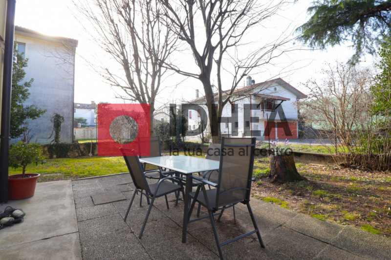 FONTANE-VILLORBA

"""RIFERIMENTO APV19"""

Proponiamo in vendita questo appartamento spazioso con...