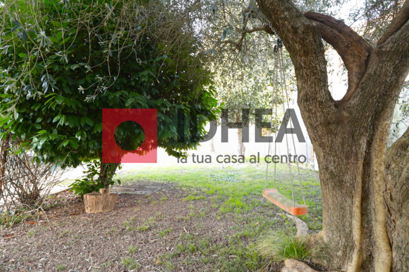 FONTANE-VILLORBA

"""RIFERIMENTO APV19"""

Proponiamo in vendita questo appartamento spazioso con...