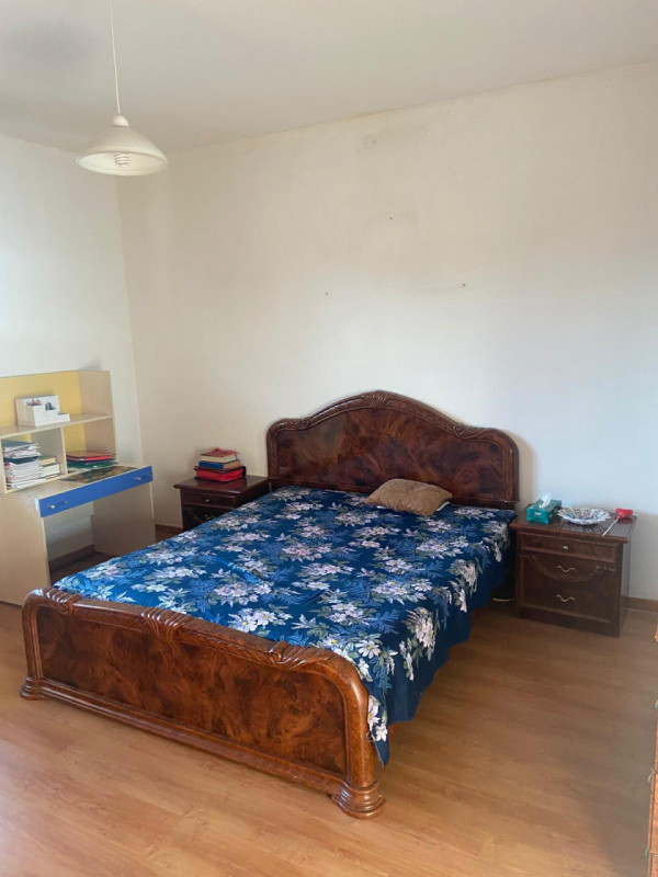 STRA al confine con il Comune di VIGONZA: CLASSE E, EPgl,nren 179,75 KWh/mq anno. 
Quartiere inte...