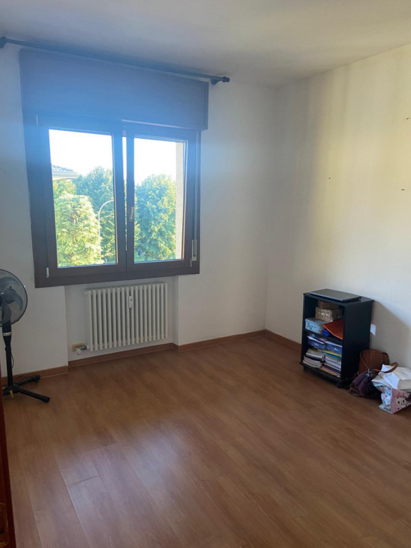 STRA al confine con il Comune di VIGONZA: CLASSE E, EPgl,nren 179,75 KWh/mq anno. 
Quartiere inte...