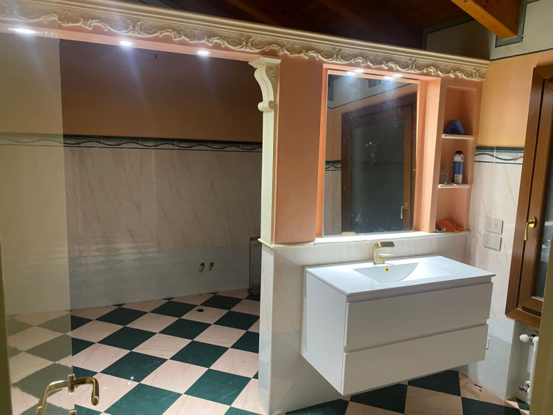 (Per INFO 3316190143) A San Giorgio delle Pertiche proponiamo in vendita una splendida villa sing...