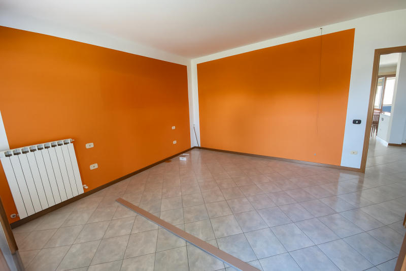 A soli 300 metri dal centro di Campodarsego, proponiamo in vendita un appartamento spazioso e ben...