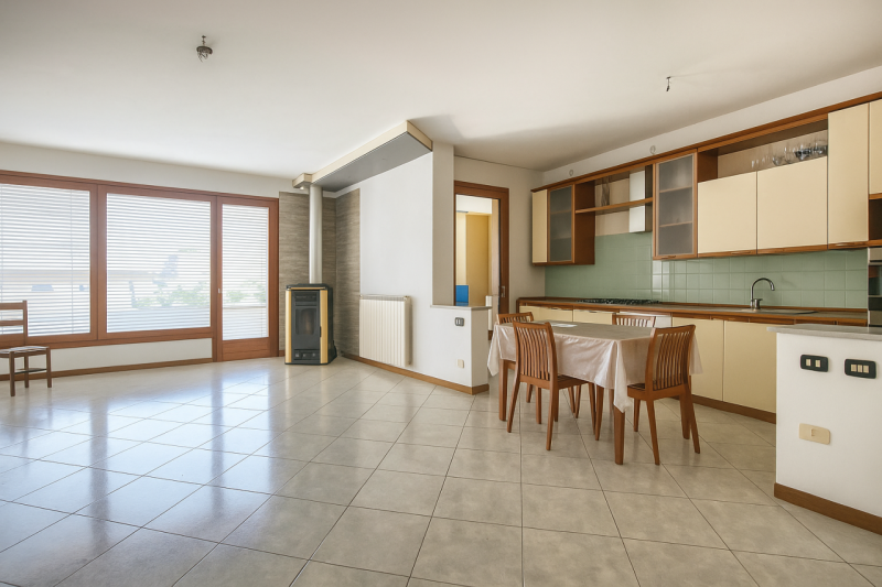 A soli 300 metri dal centro di Campodarsego, proponiamo in vendita un appartamento spazioso e ben...