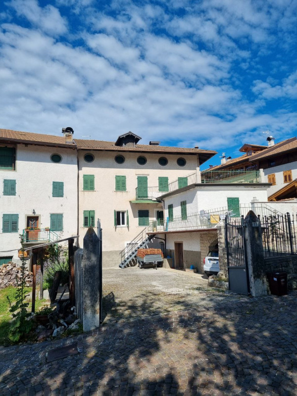 Sfruz Vendita Casa a schiera