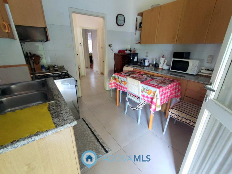 Immobile in esclusiva al Gruppo Padova MLS

Padova zona Forcellini: in centro al quartiere, in po...